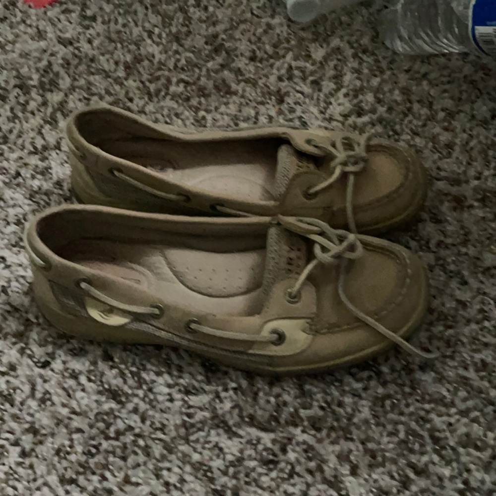 Sperry sliders. Tan